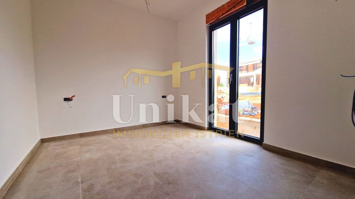 Villetta prefabbricata indipendente al piano terra in zona tranquilla